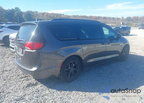 2019 Chrysler Pacifica Touring L Plus z USA, uszkodzony, nr VIN 2C4RC1EG3KR667972